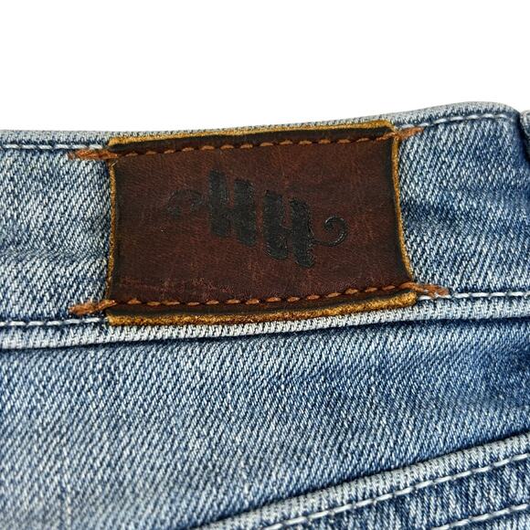Holding Horses Cuffed Denim Shorts Size 26 4" Inseam Mid Rise - Picture 4 of 6